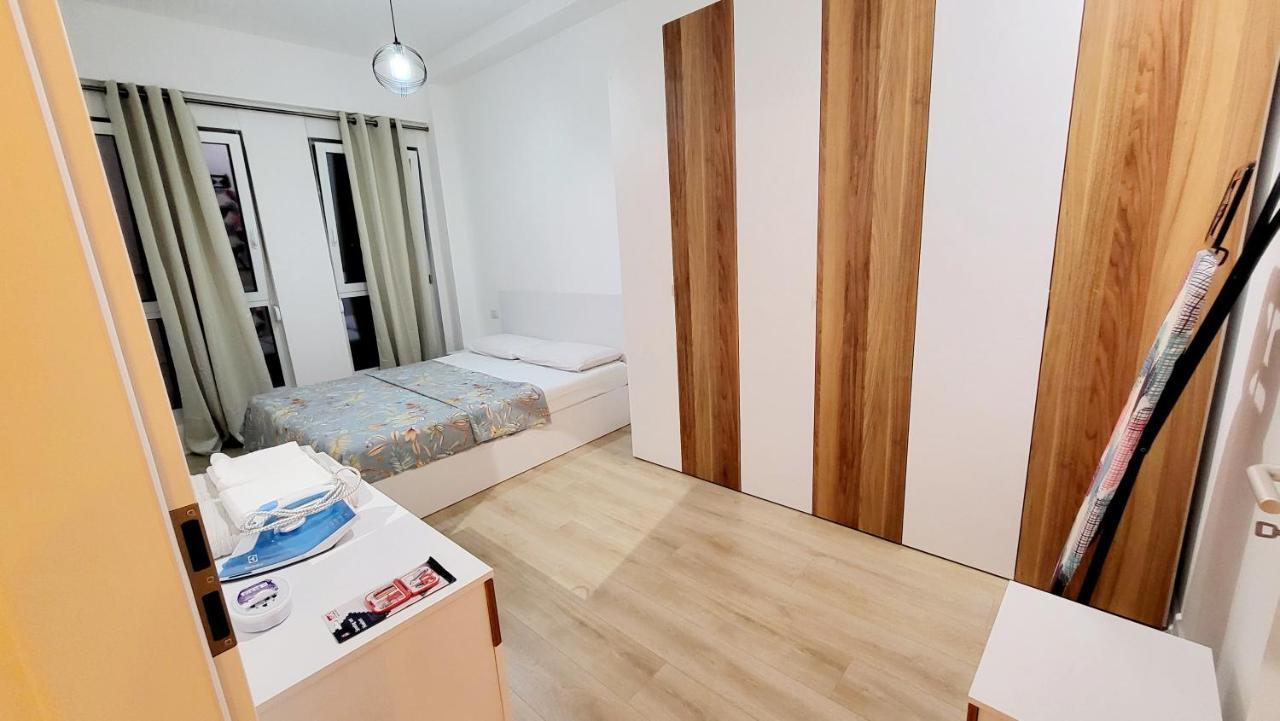 Elegant Apartment Kompleksi Magnet Тирана Екстериор снимка